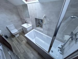 Photo 30- click for photo gallery